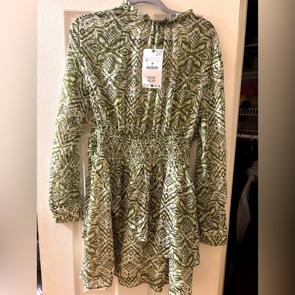 Zara, green and cream midi dress. - Picture 1 of 4